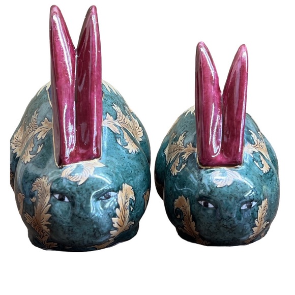 Vintage Oriental Set of Bunnies Decor - Picture 4 of 10